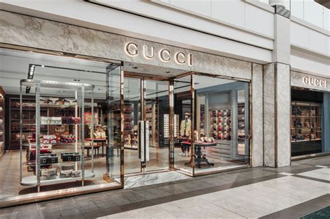 gucci store san antonio